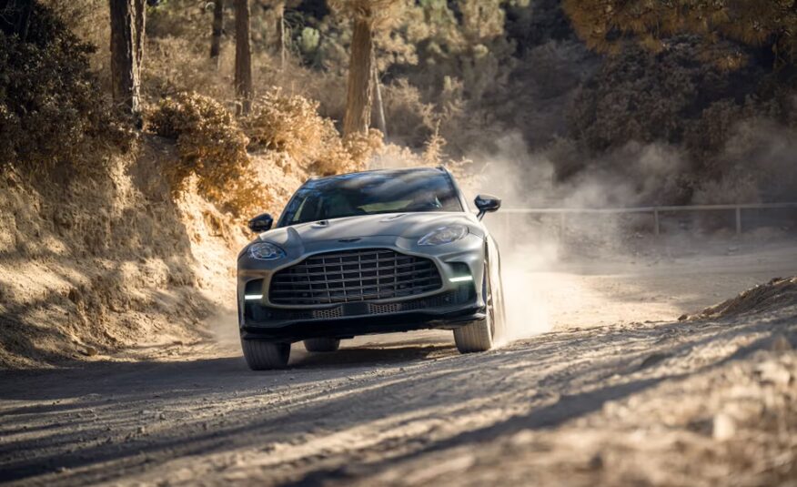 Aston Martin DBX707