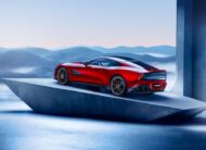 Aston Martin Vanquish V12