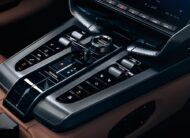 Aston Martin Vanquish V12