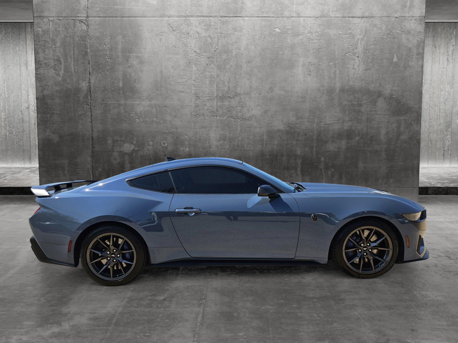 Ford Mustang Dark Horse