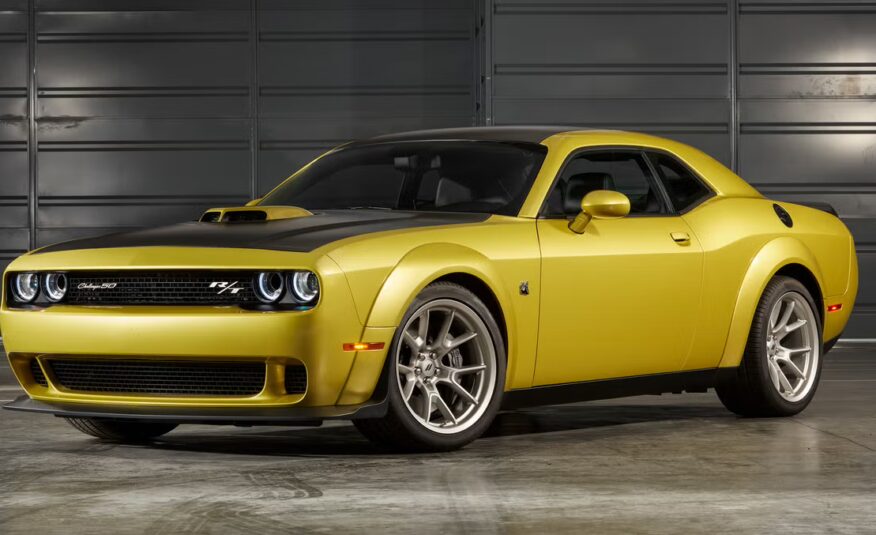 Dodge Challenger SRT Hellcat Jailbreak